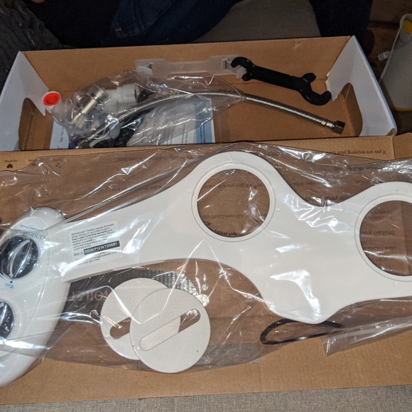 Luxe Bidet Neo 120 - Picture 4 of 5